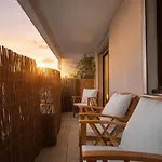 Apartman Luxury Pearl, Design, Terrasse, 20m Eiffel Tower *