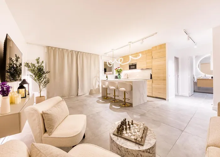 Luxury Pearl, Design, Terrasse, 20m Eiffel Tower